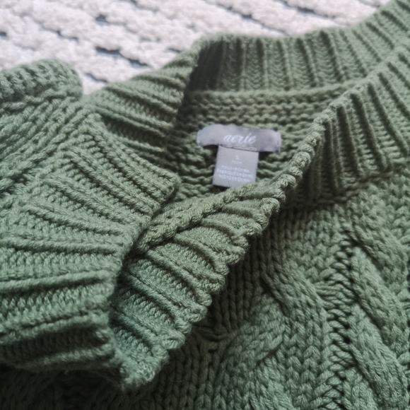 Aerie sweater - Picture 4 of 4